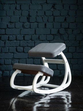 Балансирующий коленный стул Конёк Горбунёк (Белый) в Копейске - kopejsk.ok-mebel.com | фото 2