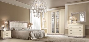 Комод Тиффани штрих-лак/серебро (ТФКМ-1) в Копейске - kopejsk.ok-mebel.com | фото 2